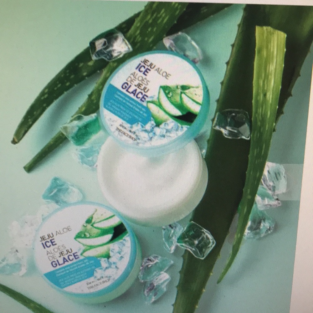 Jeju Aloe Ice Refreshing Soothing Gel. - Picture 2 of 3